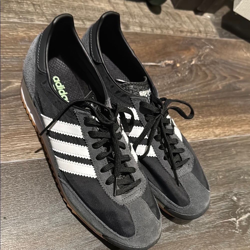 Adidas SL 72 Black and Gray